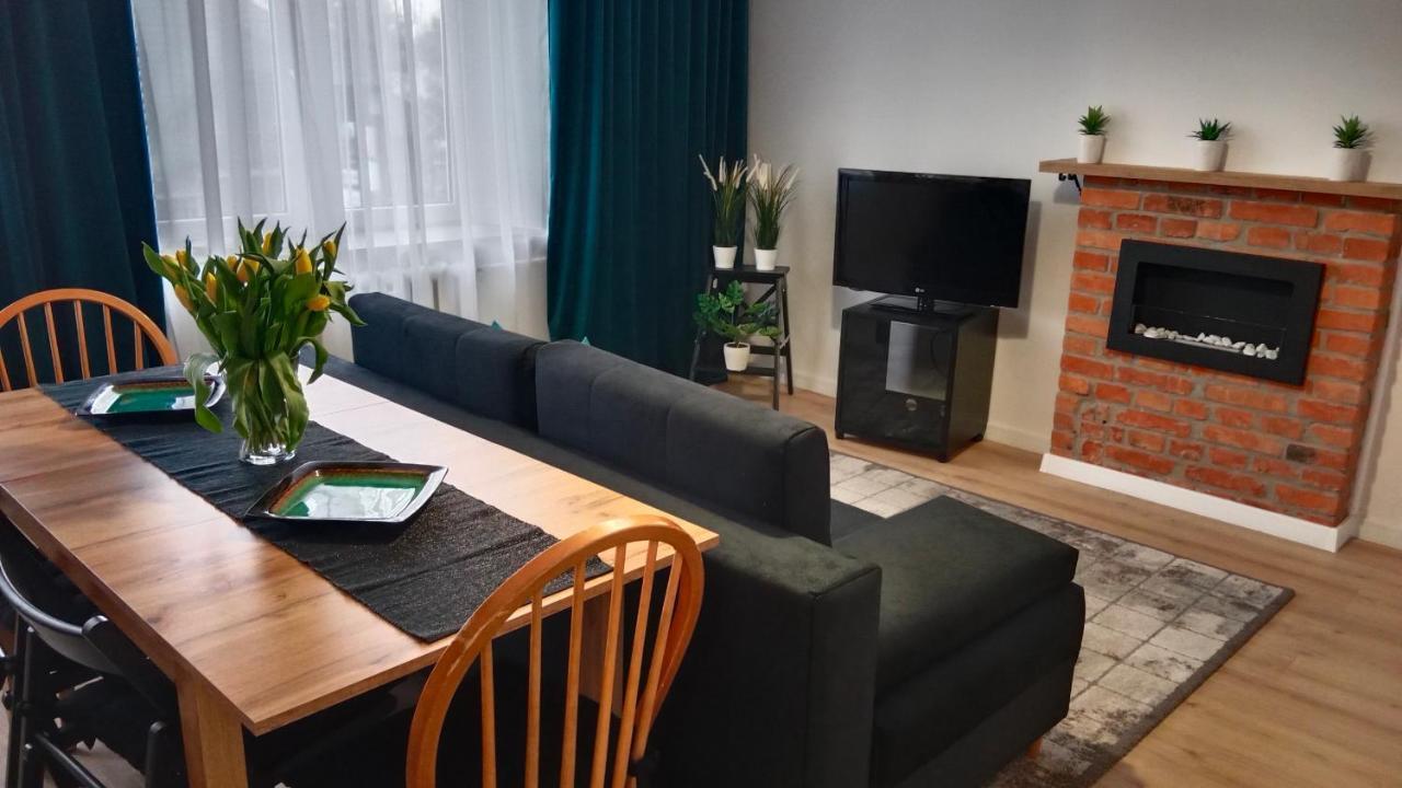 Apartament Dwupokojowy Островець-Свентокшиський Екстер'єр фото