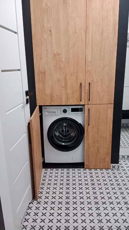 Apartament Dwupokojowy Островець-Свентокшиський Екстер'єр фото
