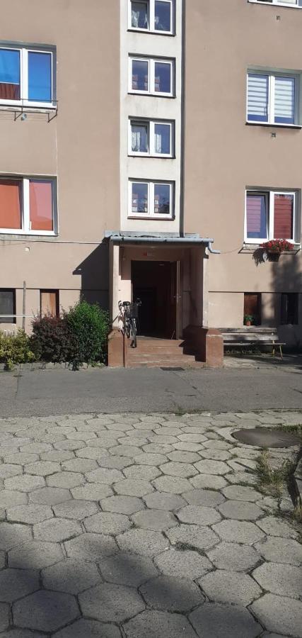 Apartament Dwupokojowy Островець-Свентокшиський Екстер'єр фото